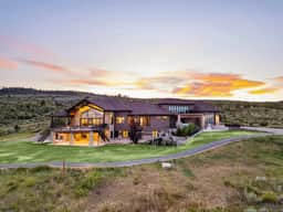 Glenn Haven | Luxury Large Group Getaway Sleeps 60 - Image 5