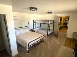 Dino Trails Getaway and Suites - Image 5