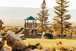 Thousand Lake Lodge - Private Cabin - Image 5