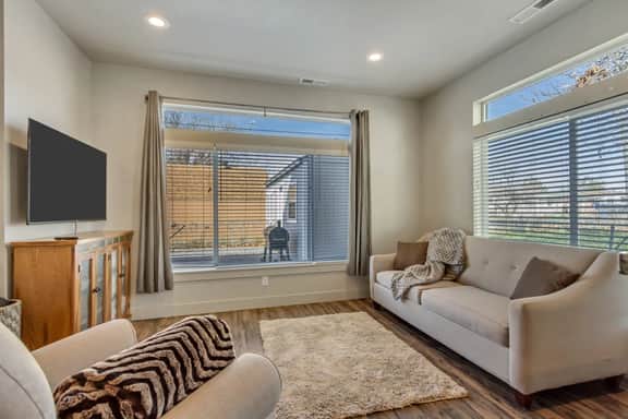 Hill Field 2 by CDH - Image 3